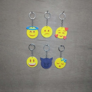 llavero emoticon emoji 3d print model - Mito3D