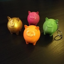 portachiavi little piggy gadget giocattolo 3d print model - Mito3D