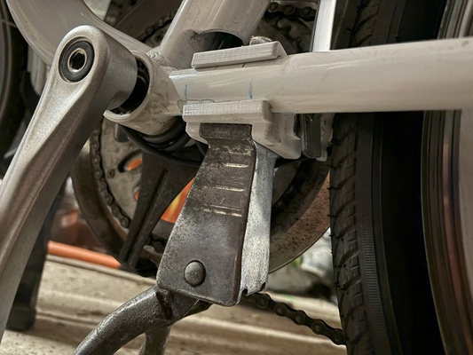 golpear estante soporte plato herramientas bicicleta 3d print model - Mito3D