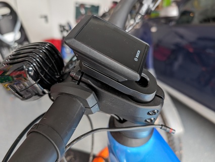 kiox 300 montieren Lenker Halter Unterstützung bosch Würfel bike zentral Neu Ausführung 3d print model - Mito3D