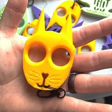 gatito llave cadena herramienta llavero defensa edc días nudillo gato 3d print model - Mito3D