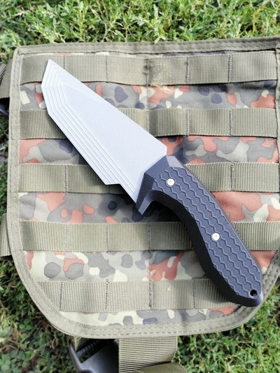 cuchillo 02 diseño galimatías juego airsoft couteau humillador castigador cosplay 3d print model - Mito3D