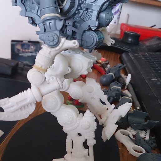 knight titan poseable legs & ccw game games wh40k warhammer scifi mech 3D print model - Mito3D