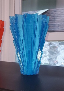 kristal vazo ev ofis iş 3d print model - Mito3D