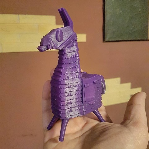 lama bottino gioco llama llamaloot lootcrate fortnite pinata fiesta battaglia royale epico giochi 3D print model - Mito3D