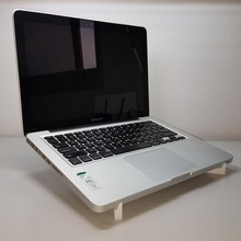 laptop holder macbook 15 gadget pro computer 3d print model - Mito3D