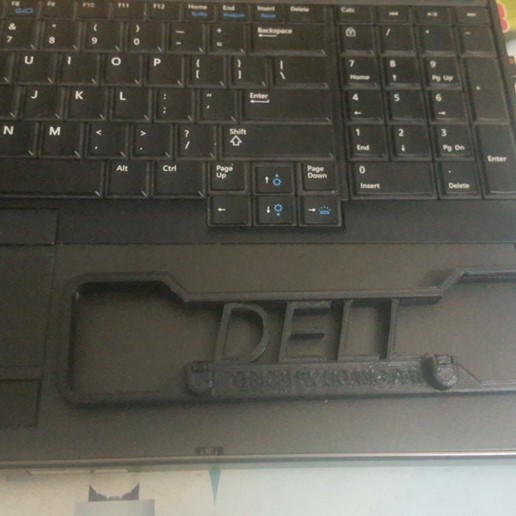 laptop stand dell m4800 gadget 3D print model - Mito3D