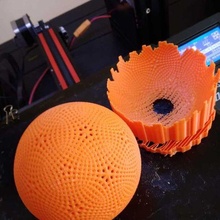 le globe art ball decoration design test print voronoi 3d print model - Mito3D