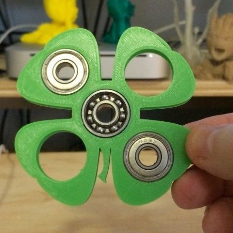 4 leaf clover fidget spinner gadget 3D print model - Mito3D