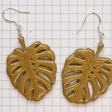 leaf earrings jewelry philodendron monstera 3d print model - Mito3D