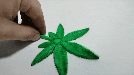foglia marijuana erba cannabis arte bong verde Stampa posto supporti foglio pianta 420 3d print model - Mito3D