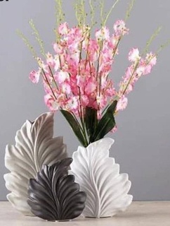 leaf pattern vase 1 pot art flower plant planter 3d print model - Mito3D
