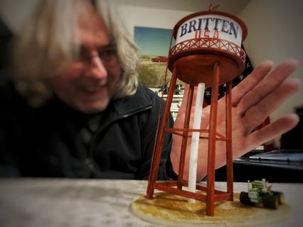 pendente Torre Britten diorama 3d print model - Mito3D