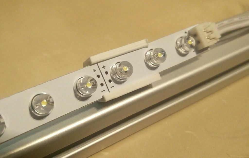 LED acortar 2020 10mm ctc 3d impresora aluminio actualizaciones soporte ligero montar accesorios 3D print model - Mito3D