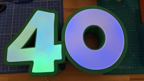 LED lampe 40 Nom caractères déco anniversaire 3d print model - Mito3D