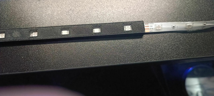 LED bande couverture gaine LED LED bande 3d imprimante pc ordinateur modding LED couverture gaine 3d print model - Mito3D