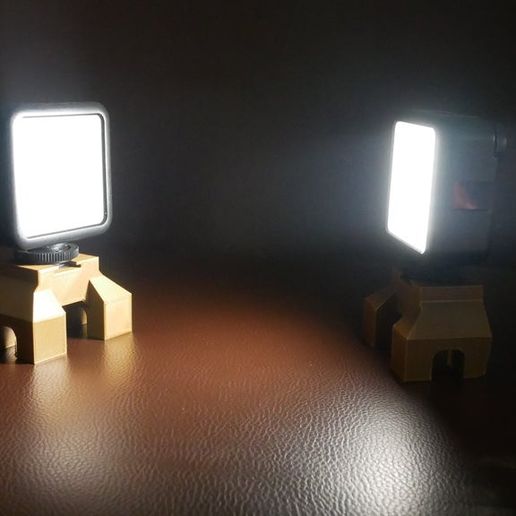 Led Ulanzi w49 video ışık cold shoe gadget kamera 3D print model - Mito3D