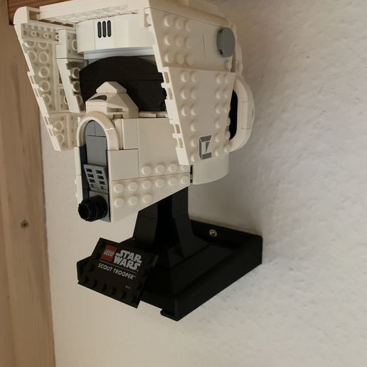 Lego kask duvara monte 3D print model - Mito3D