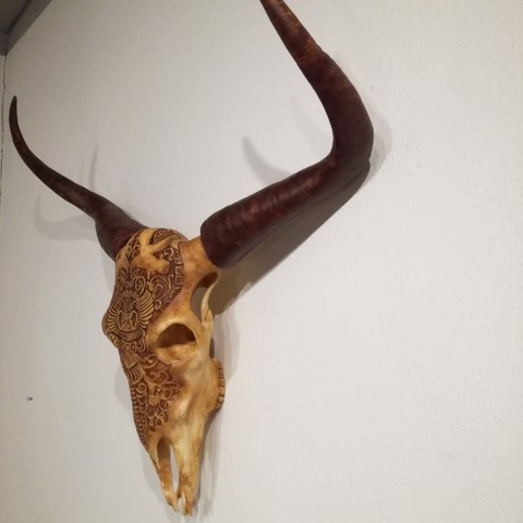 life size bull skull art skeleton deco bull-skull wall decoration curved pattern skulls 3D print model - Mito3D