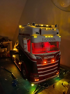 luce scatola 1 14 scania 770s rc camion tamiya 3d print model - Mito3D
