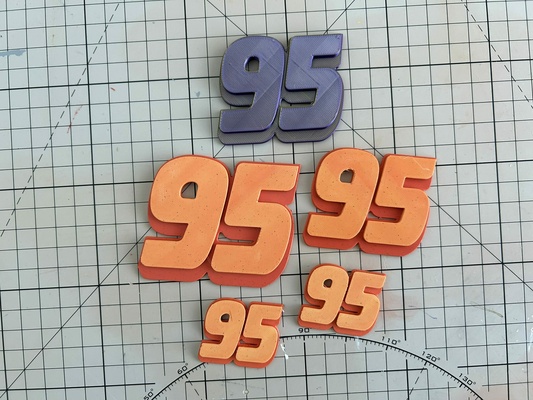 şimşek mcqueen 95 logo oyuncak çocuklar arabalar 3d print model - Mito3D
