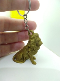 lion keychain low poly Art leon keychains chaveiro keys pendant portachiavi sleutelhanger porte-clés nice milei 3d print model - Mito3D