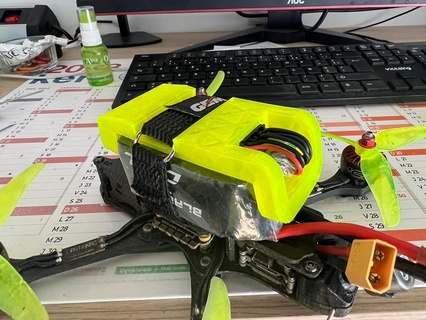 lipo protezione fpv drone tattu cnhl sicuro ovonico 6s 1300mah 3d print model - Mito3D