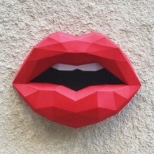 lábios pobre arte poli 3d print model - Mito3D