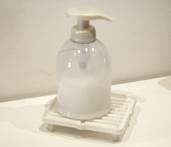 liquido sapone bottiglia titolare supporto casa bagno Casa 3D print model - Mito3D