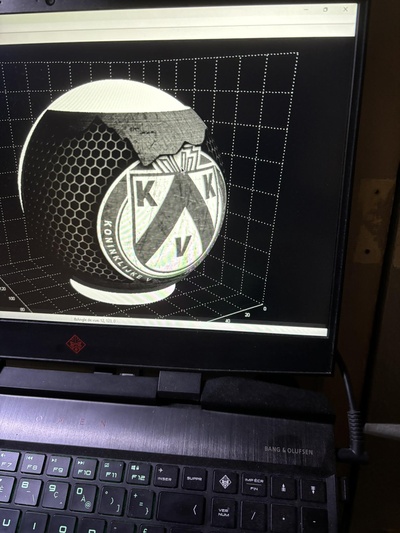 litho ball kv reich zuhause haus lampe fußball knapp deko 3d print model - Mito3D