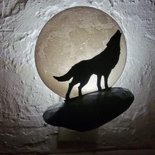 Lithophan Mond Wolf Silhouette Nacht Licht Natur Heulen Tier wild Kunst 2d 3d print model - Mito3D