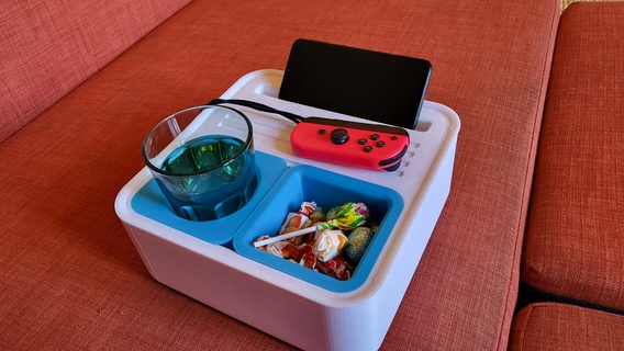vivant chambre console exposition canapé tasse titulaire soutien tv télé geek joueur éloigné contrôle modulaire Netflix 3d print model - Mito3D