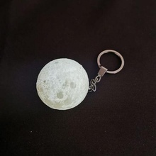 llavero guidato luna Luna Portachiavi arte portachiavi litofania llaveros led 3d print model - Mito3D