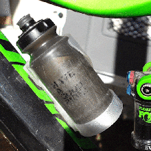 Belastung Flasche Käfig geneigt Werkzeug Fahrrad mtb Radfahren Wasser m5 3d print model - Mito3D