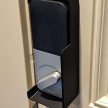 Lockitron anti tamper capucha tornillo puerta seguridad bloquear casa 3d print model - Mito3D