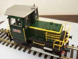 locomotore da manovra 213 fipem h0 187 ahm rivarossi ferrovie locomotive scale italy train oo bachmann 1 87 gauge maerklin model railroad toy hobby 3d print model - Mito3D