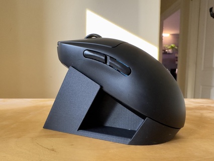 logitech Pro inalámbrico escritorio estante soporte ratón juego azar pc 3d print model - Mito3D