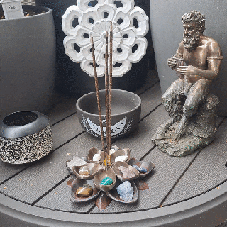 lotus flower incense crystal holder-commercial license yoga holder shelf 3d print model - Mito3D