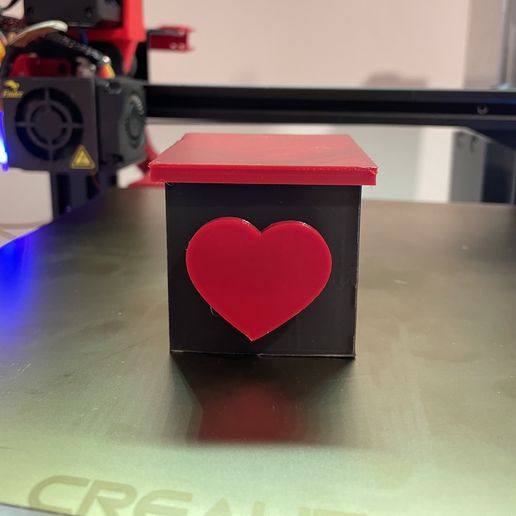 caja amor clon enviar mensajes wemos oled artilugio san valentin día 3D print model - Mito3D