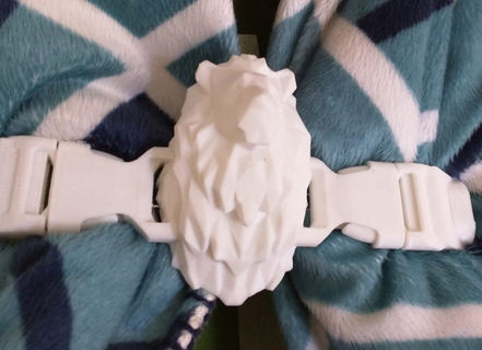 low poly lion head cloak buckle 3d print model - Mito3D