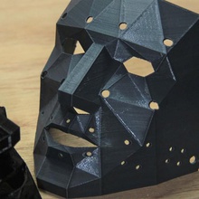 low-poly-Maske Löcher tool 3d-drucken Maske 3d print model - Mito3D