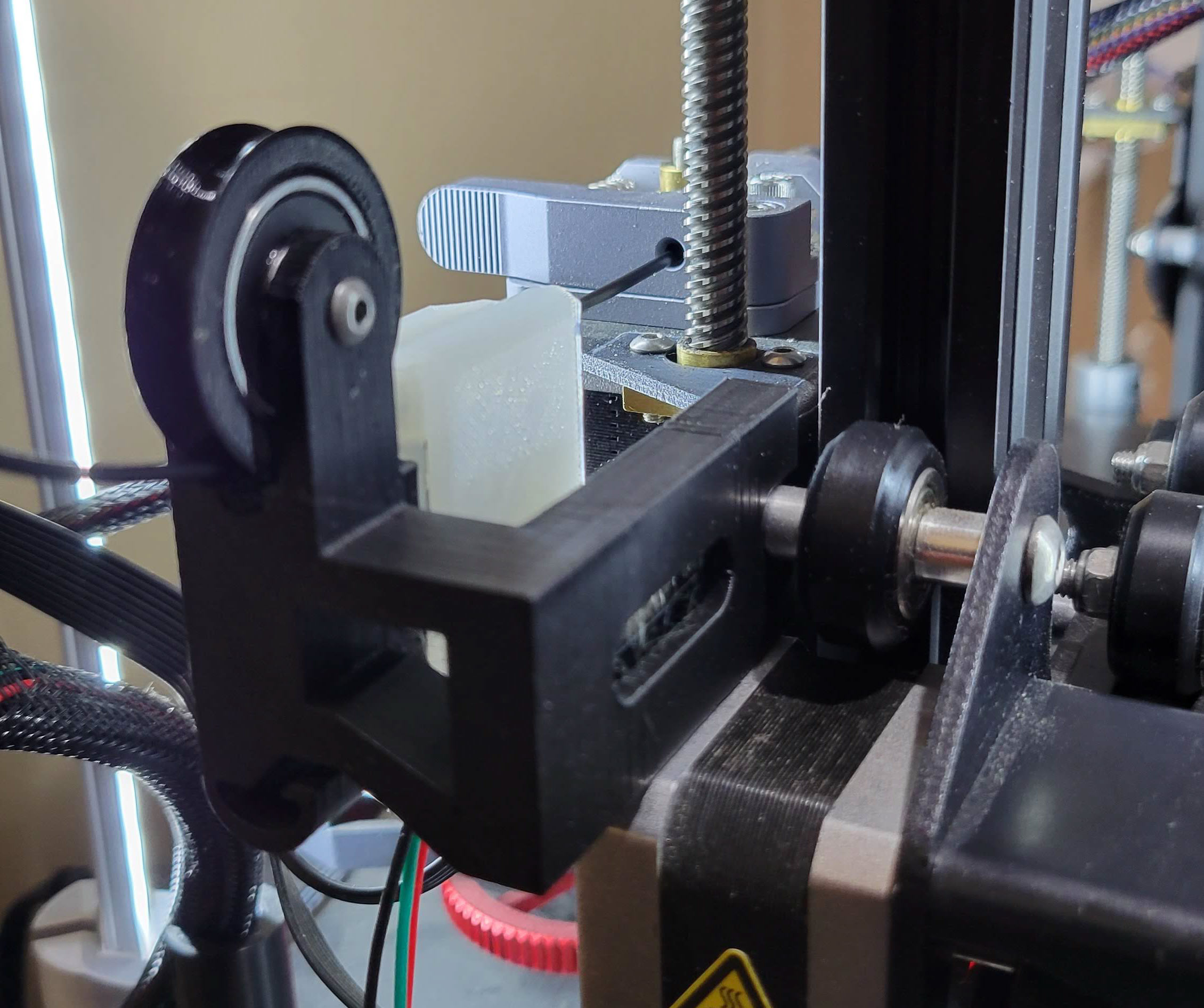 lower filament guide runout sensor ender 3 3D print model - Mito3D