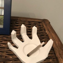 low-poly hand art low poly 3d print model - Mito3D