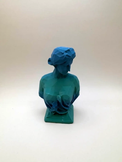 lowpoly mujer busto figura arte decoración escanear impresión escultura fácil hogar casa hembra einscan sencillo minimalista escultor color 3d print model - Mito3D