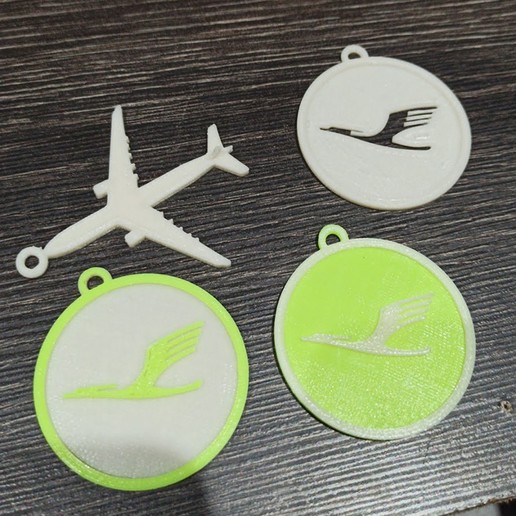 lufthansa llavero plano varios de la herramienta regalo vuelo mosca aerolínea avión aeronáutica detalle decoración teclas claver tienda regalos anillo claves el logotipo 3D print model - Mito3D