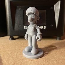 luigi Spiel Mario bros Figur 3d print model - Mito3D
