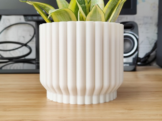 lullaby plant pot planter - vase mode design home pots planters plants indoor geometric modern garden house designer interior decor decoration 3d print model - Mito3D
