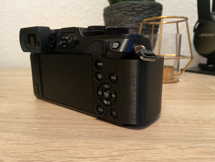 lumix gx8 presa maniglia telecamera 3d print model - Mito3D