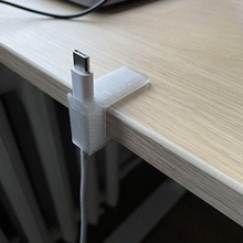 macbook cargando cable soporte herramienta usb c USB Pro escritorio 3d print model - Mito3D