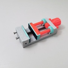 machine vice m5 monter noisettes gadget pavillon élévateur 3d print model - Mito3D